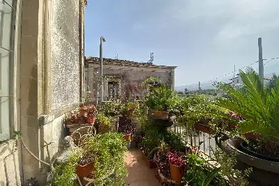 Casa Indipendente in vendita, Via Vittorio Emanuele IIIº, Fiumefreddo di Sicilia