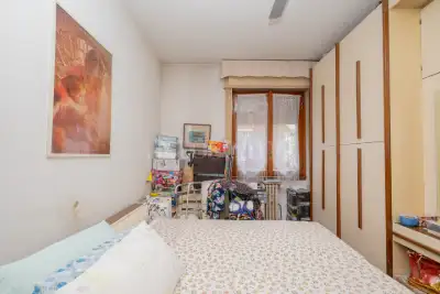 Casa in vendita, Via Francesco Arese 20, Milano