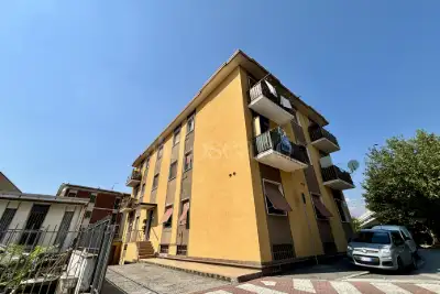 Casa in vendita, Via Enrico Ferri, Brescia