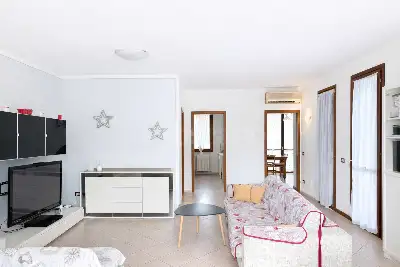 Casa in vendita, Via Cornale, Soiano del Lago