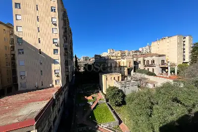 Casa in vendita, Via Palazzotto, Catania