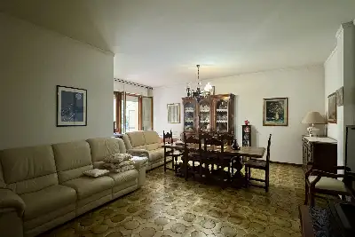 Casa in vendita, Viale Galileo Galilei, Prato