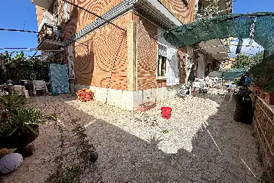 Casa in vendita, Via Alcide de Gasperi, Ladispoli