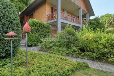 Villa in vendita, Via Farioli, Porto Ceresio