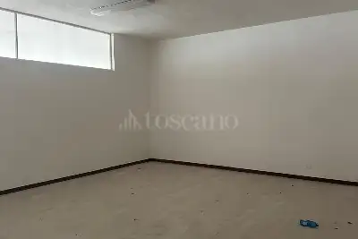 Negozio in vendita, Via Pertini, Avezzano