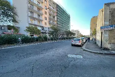 Negozio in affitto, Via dell’oro, Catania