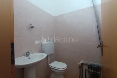 Negozio in affitto, Via della Regione, San Giovanni la Punta