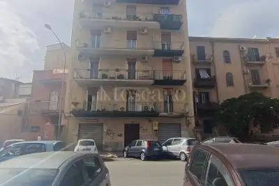 Casa in vendita, Via Serradifalco, Palermo