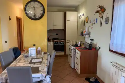 Casa in vendita, Via dei Castelli Romani, Pomezia