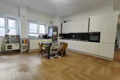 Casa in vendita, Via Jacopo Belgrado, Roma