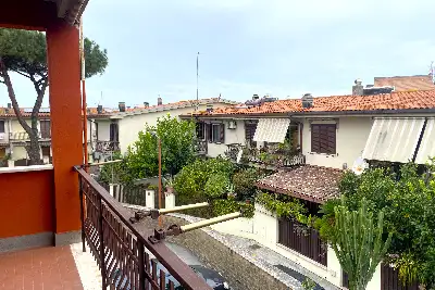 Villino a Schiera in vendita, Via di Ponte Ladrone, Roma