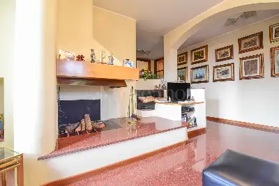 Villa in vendita, Via Al Ronco, Como