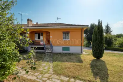 Villino a Schiera in vendita, Via Aurora, Varese