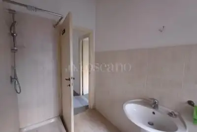 Casa in vendita, Via Alberto Calza Bini, Roma