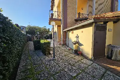 Villa in vendita, via delle roselle, Anzio