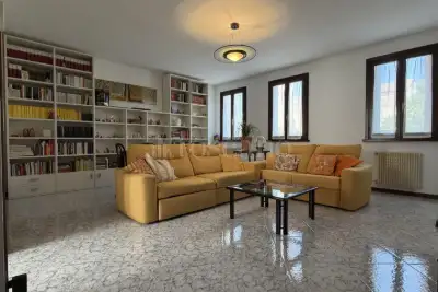Villino a Schiera in vendita, Viale Giacomo Matteotti, Fossalta di Portogruaro