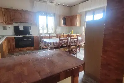 Casa Indipendente in vendita, Via Le Piane, Collecorvino