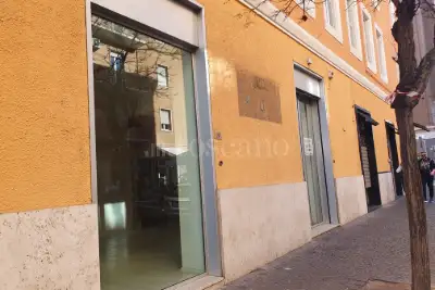 Negozio in affitto, Latina C.so Giacomo Matteotti 26, Latina