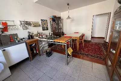 Casa in vendita, Via Castelfidardo, Roma