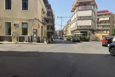 Magazzino in vendita, Via Vecchia Ognina, Catania