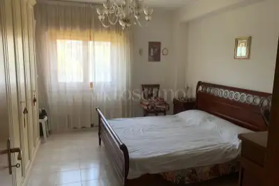 Casa in vendita, Piazzale Aldo Moro, Pomezia
