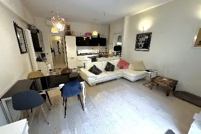 Casa in vendita, Via Leopoldo Ruspoli, Roma