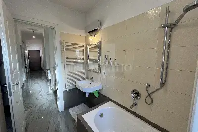 Casa Indipendente in vendita, VIA DELLE ROSE, Milano