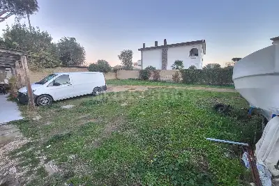 Casa Indipendente in vendita, Via Cimego, Roma