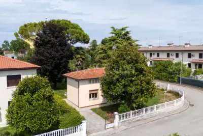 Casa Indipendente in vendita, Via Prata, Pordenone