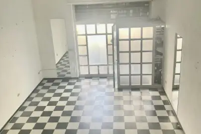 Negozio in affitto, Via Galileo Ferraris, Terni