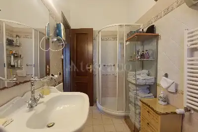 Villa Plurifamiliare in vendita, Viale della Stazione, Anzio