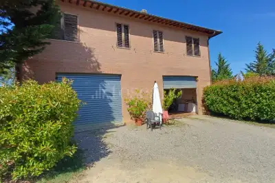 Villa in vendita, Strada del Lucherino, Siena