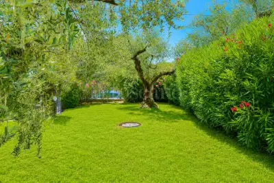 Villa in vendita, Via della Gherla, Moniga del Garda