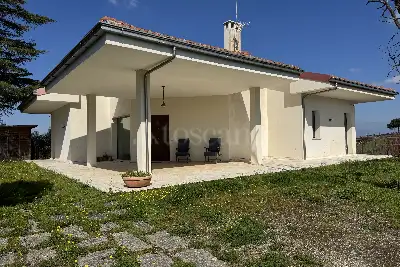 Villa in vendita, Via Di Quarto Rubbie, Roma