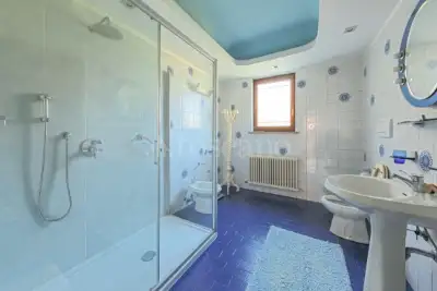 Villa Bifamiliare in vendita, Via Viconago, Cadegliano-Viconago