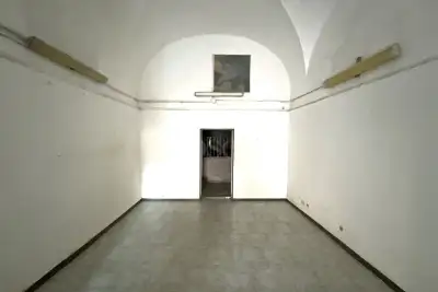 Negozio in vendita, Via Empedocle, Catania