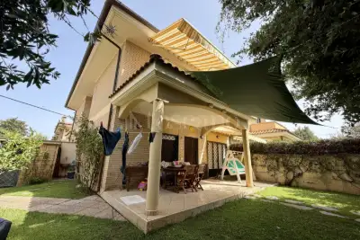 Villa Plurifamiliare in vendita, Viale Tridente, Anzio