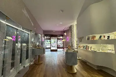 Negozio in vendita, Viale dei Colli Portuensi , Roma