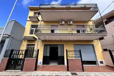 Negozio in vendita, Via Roma, Cassaro