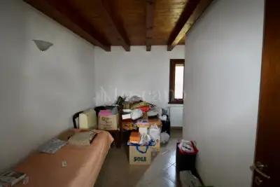 Casa Indipendente in vendita, Via Gioacchino Rossini, Fontanafredda