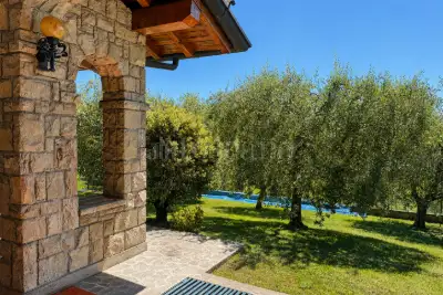 Villa in vendita, Via Pergola, Moniga del Garda