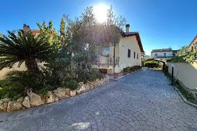 Villa in vendita, Via Anterivo, Roma