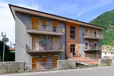 Casa in vendita, Via Sant'Ambrogio, Caslino d'Erba