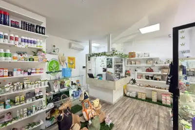 Attività Commerciale in vendita, Via dei Panfili, Roma