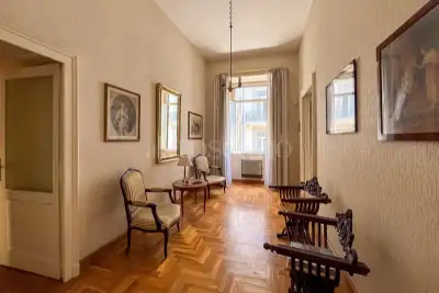 Casa in vendita, Piazza Giuseppe Garibaldi, Napoli