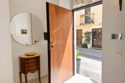 Palazzo in vendita, Via San Giovanni, Cagliari
