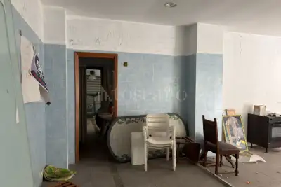 Negozio in vendita, Via Brenta, Siracusa