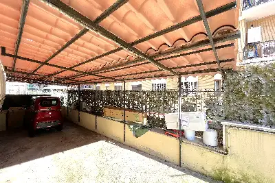 Casa in vendita, Via Camillo Guidi, Roma