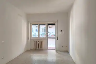 Casa in vendita, Via Silvestri, Roma