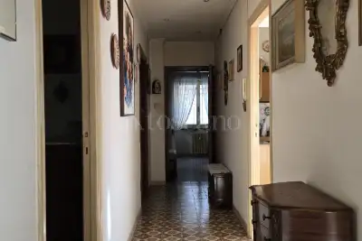 Casa in vendita, Via Meropia, Roma